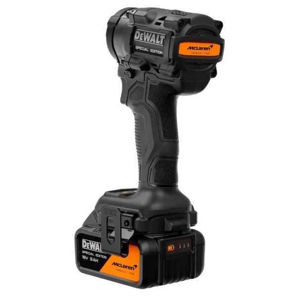 Фото - Гайковерт аккумуляторный DeWALT DCF92MP2T